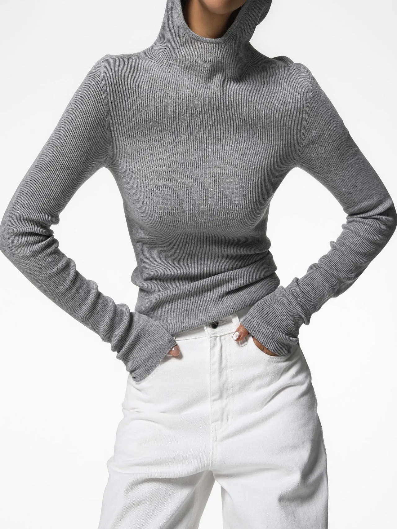 HOODED KNIT TOP